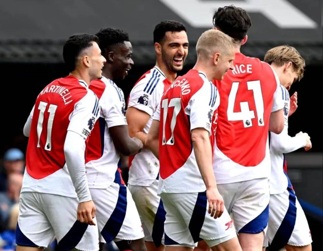 阿森纳客场战胜南安普顿,保持不败 阿森纳客场战胜南安普顿,保持不败