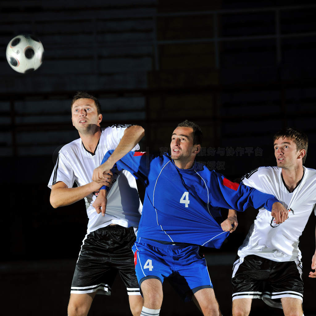 包含激烈对抗即将上演,谁能在场上展现最佳状态?的词条 包含激烈对抗即将上演,谁能在场上展现最佳状态?的词条